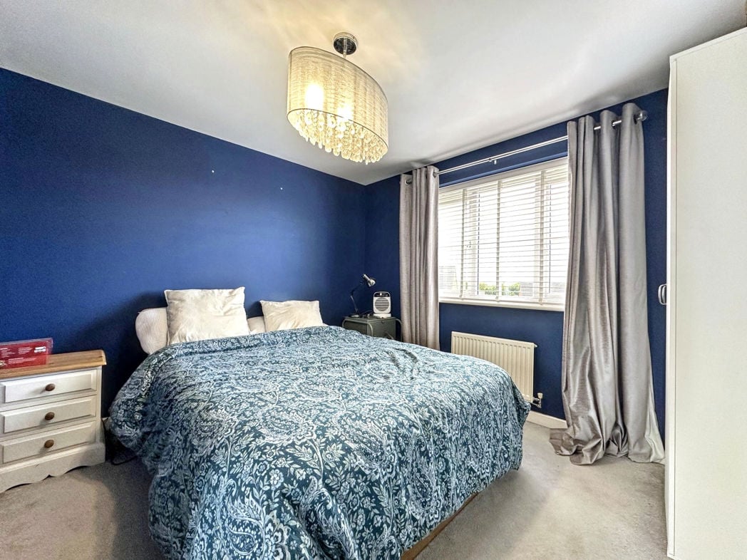 Property image 11 of 22
