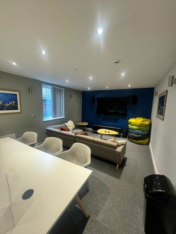 335 Canterbury Halls, preston, lancashire, PR1 1AL