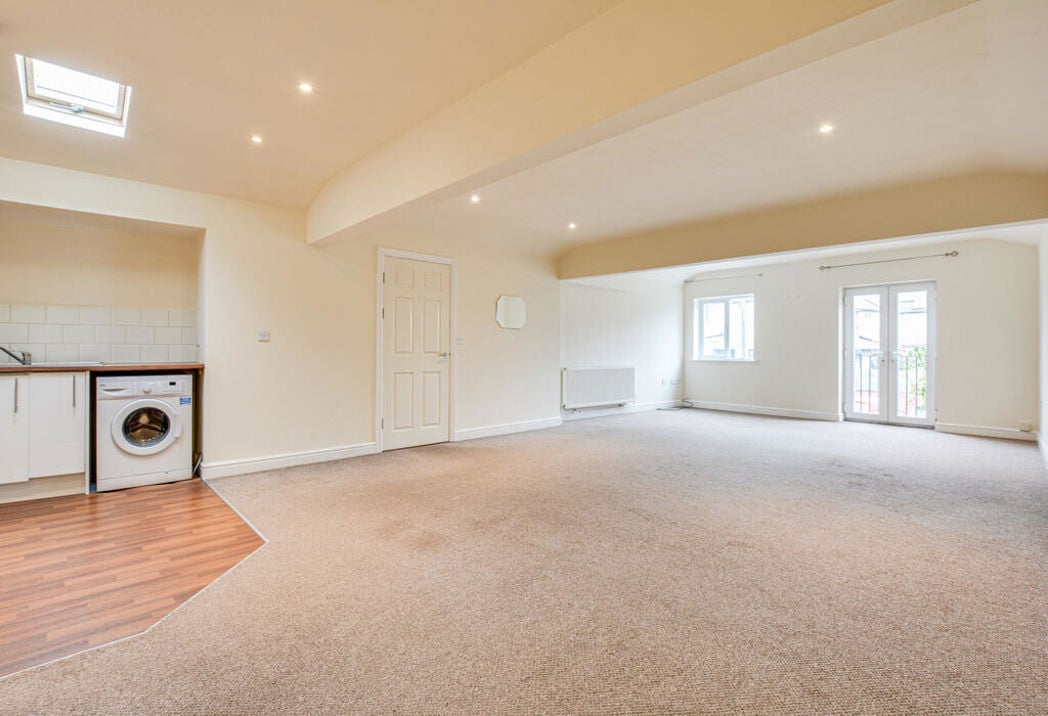 Property image 5 of 16