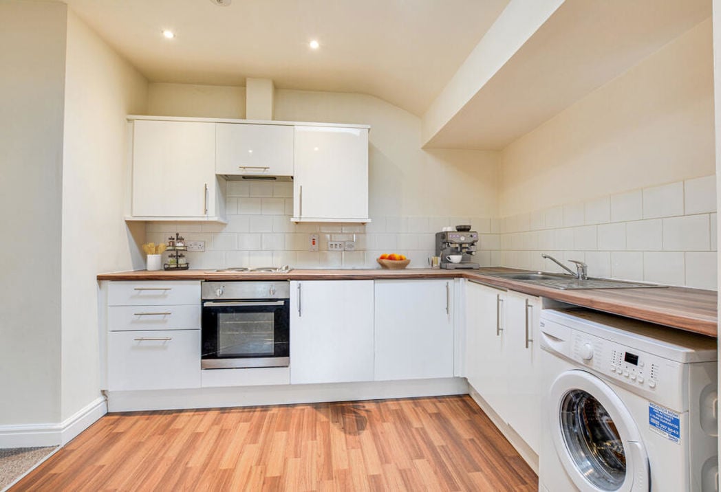 Property image 3 of 16