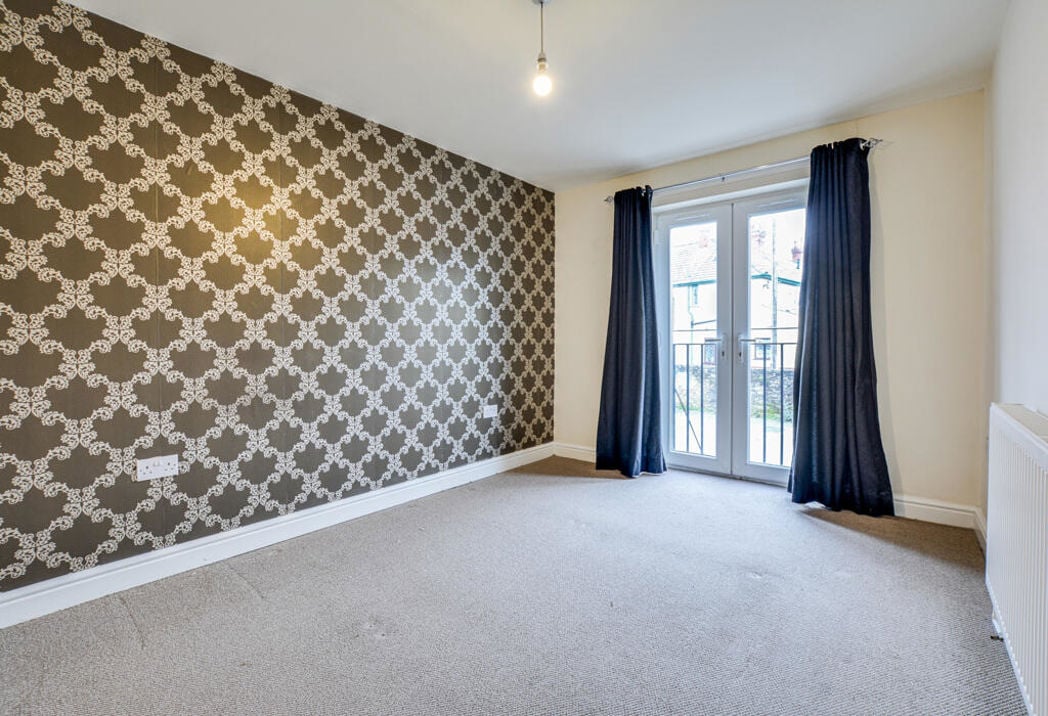 Property image 7 of 16