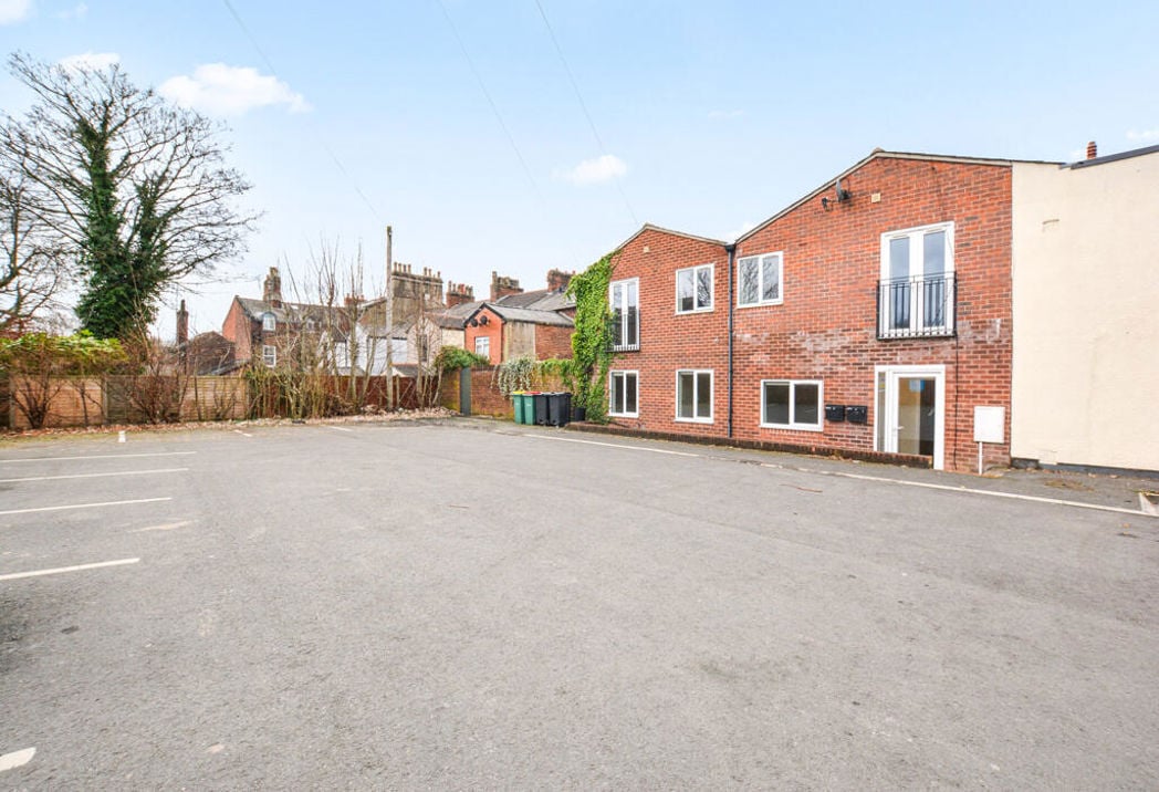 Property image 15 of 16