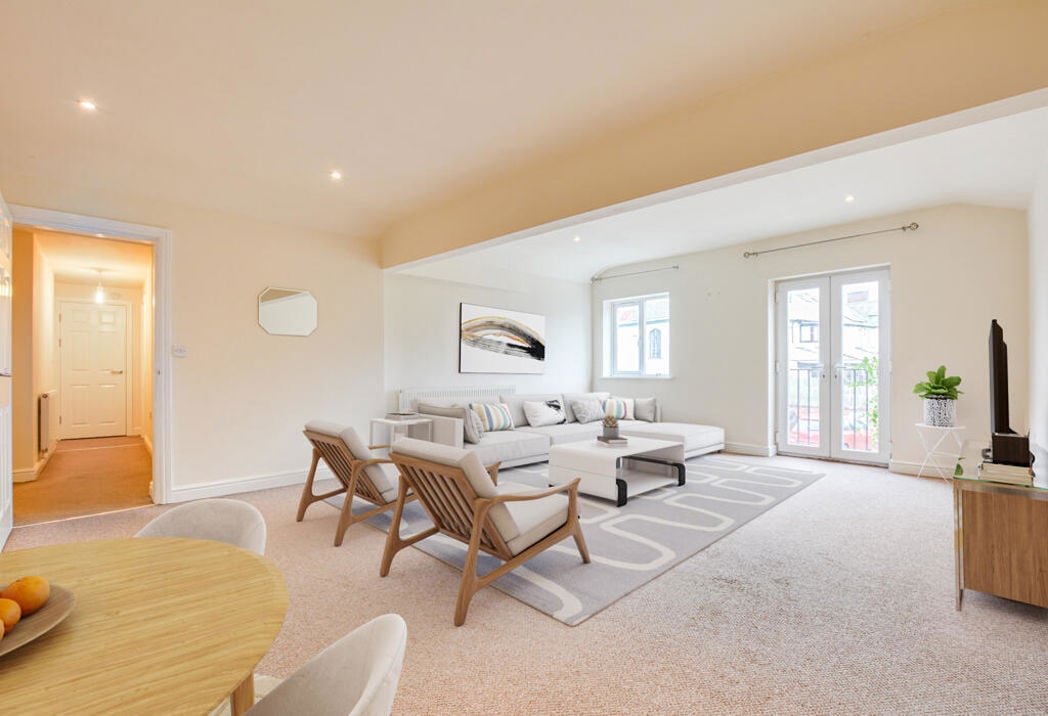 Property image 10 of 16