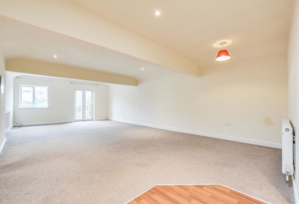 Property image 14 of 16