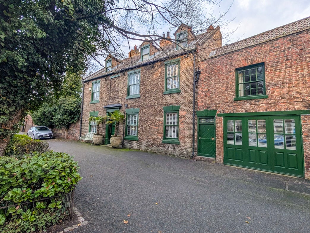 Property image 1 of 26