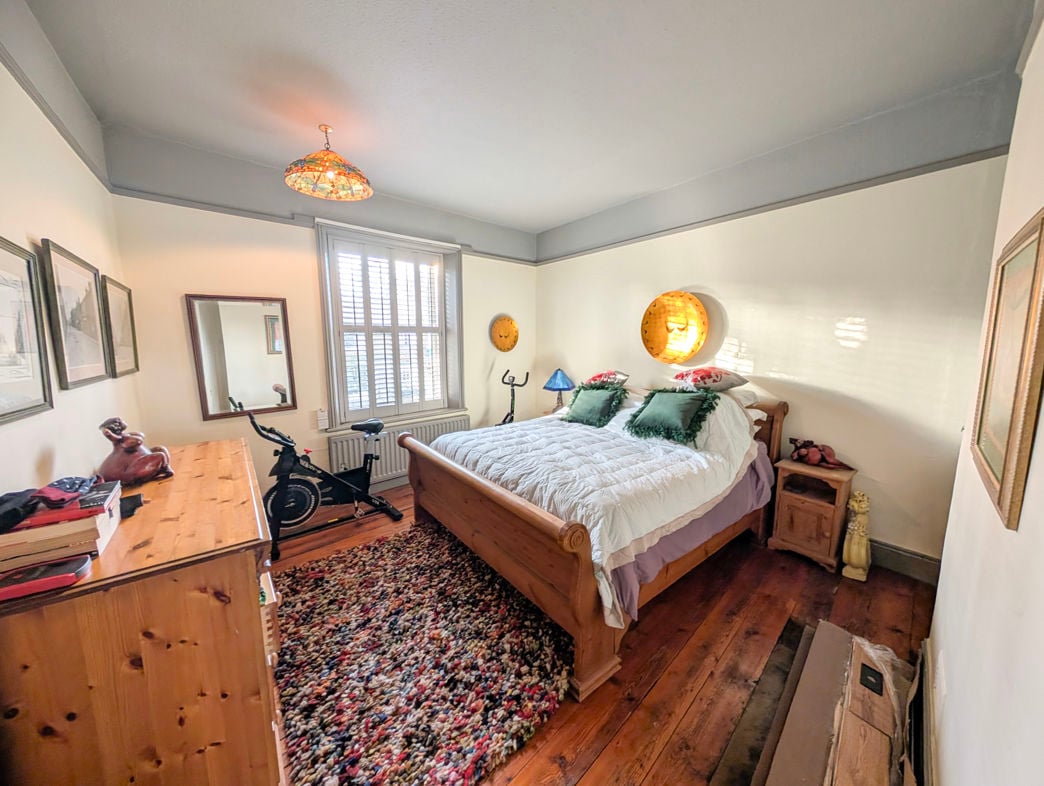 Property image 21 of 26