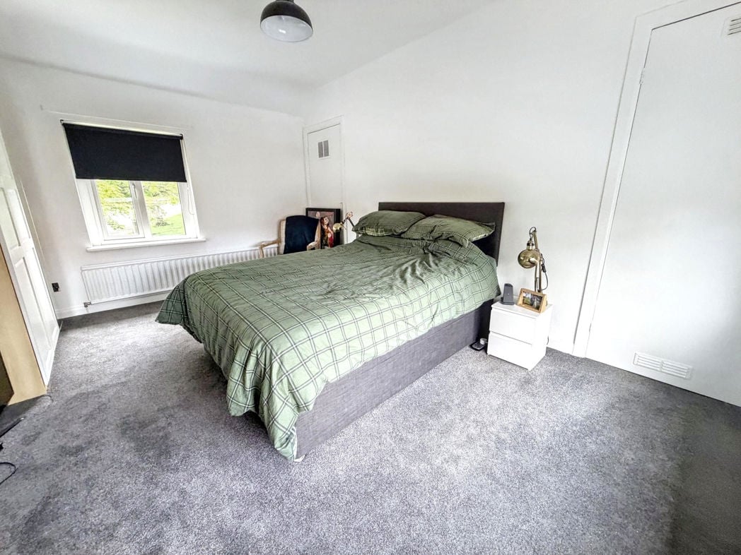 Property image 10 of 15