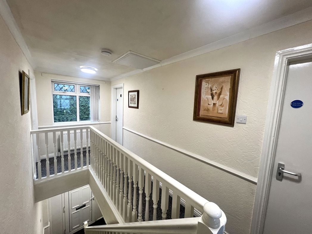 Property image 4 of 7