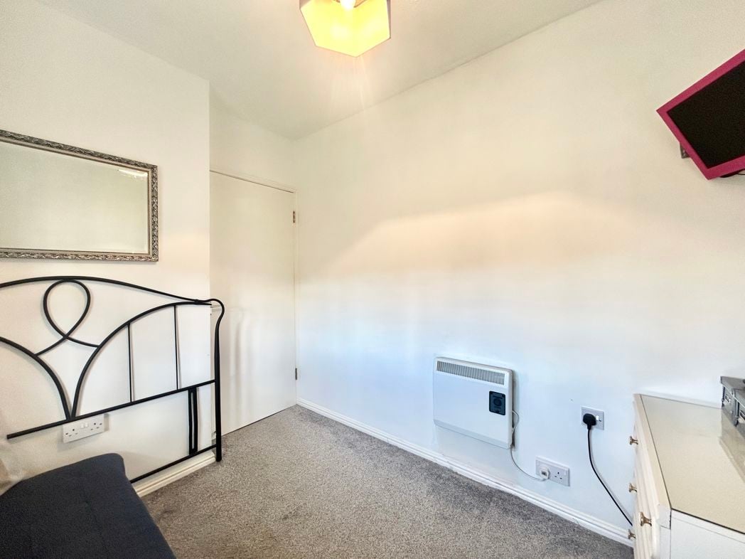 Property image 20 of 25