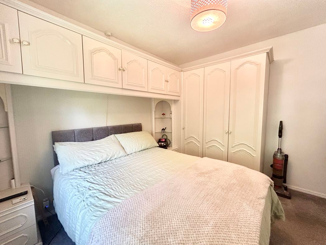 Property image 17 of 25