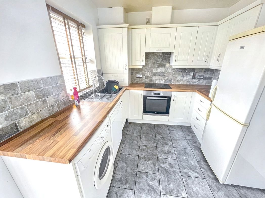 Property image 4 of 9