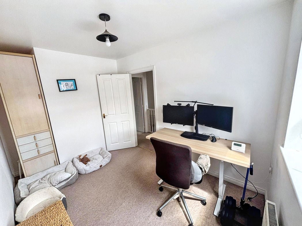 Property image 8 of 8