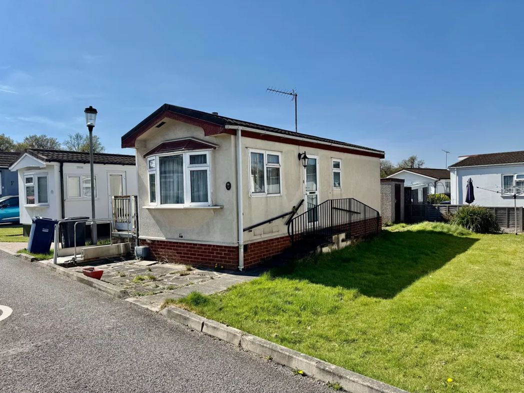 Property image 1 of 9