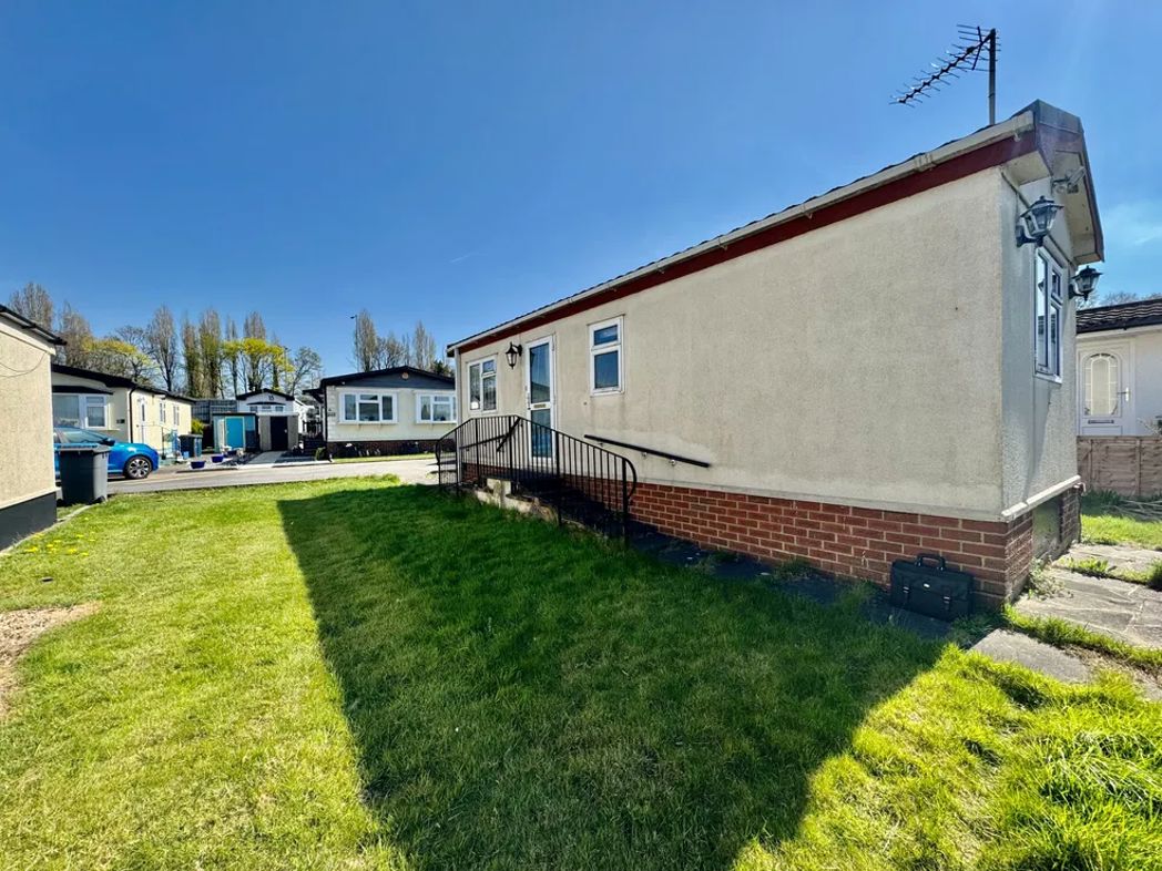 Property image 7 of 9