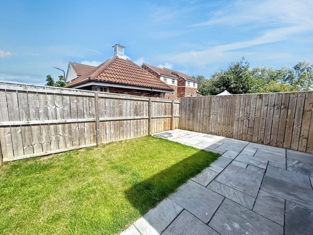 Property image 10 of 12