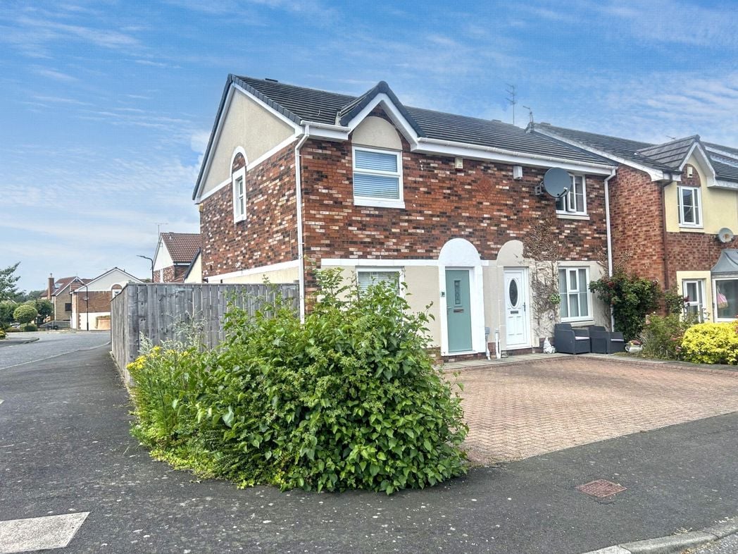Property image 1 of 12
