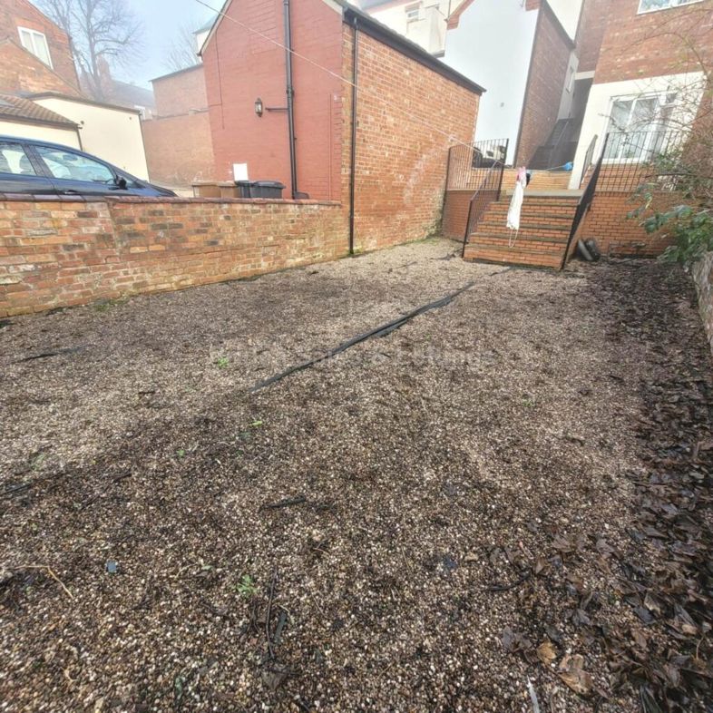 Property image 3 of 7