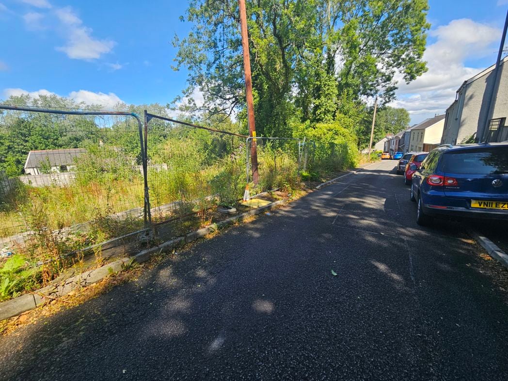Property image 1 of 8