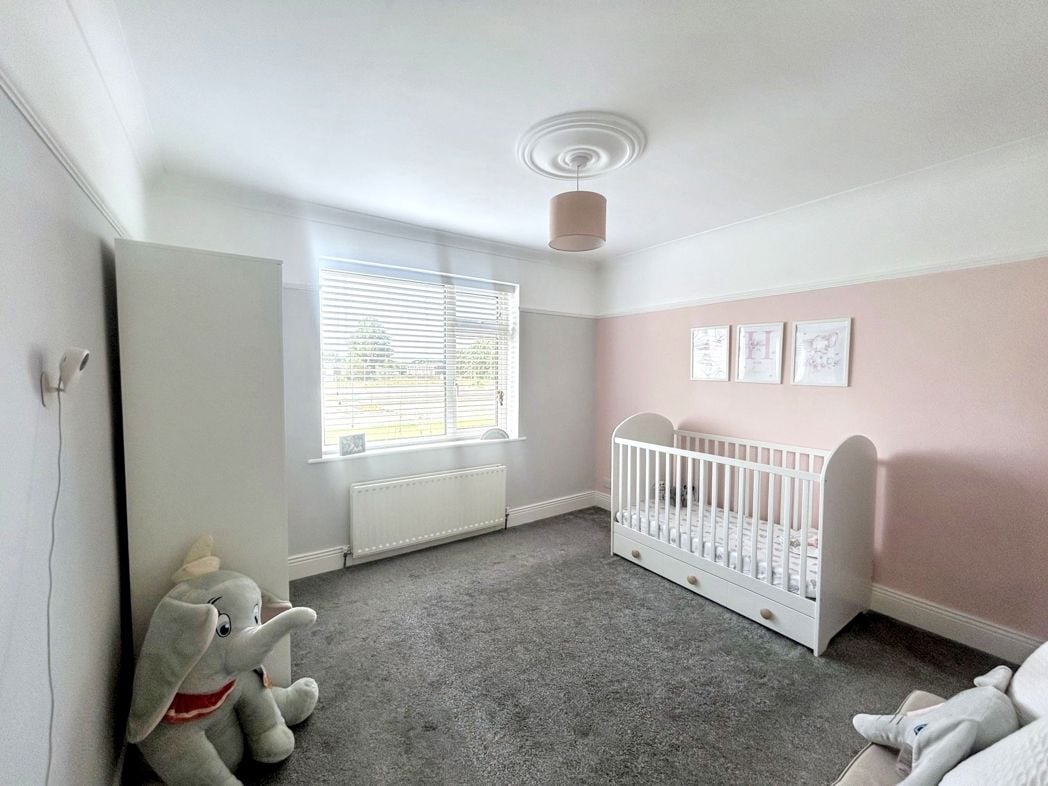 Property image 17 of 21