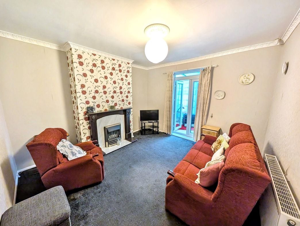 Property image 3 of 11