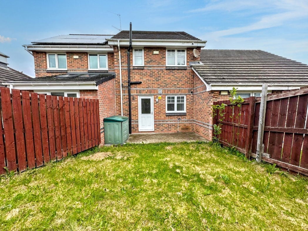 Property image 15 of 17