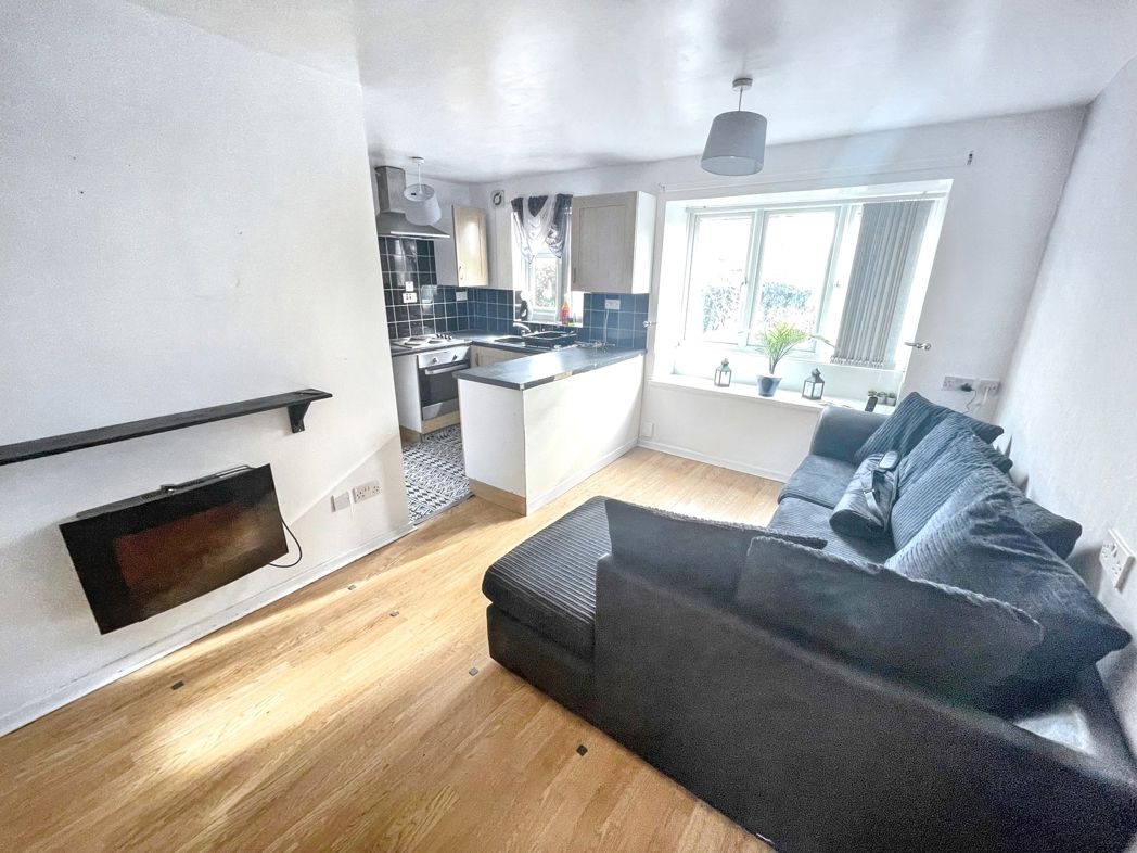 Property image 3 of 6