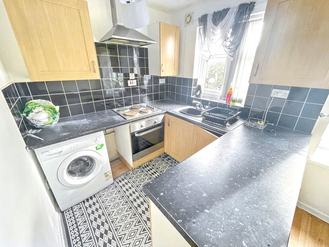 Property image 5 of 6