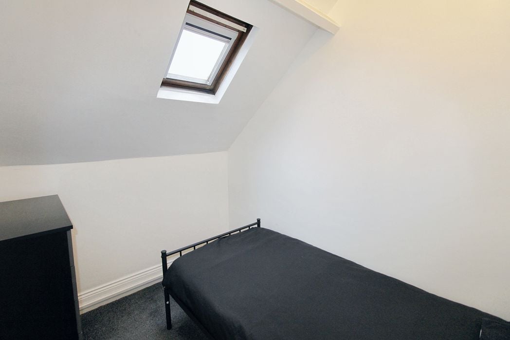 Property image 7 of 8