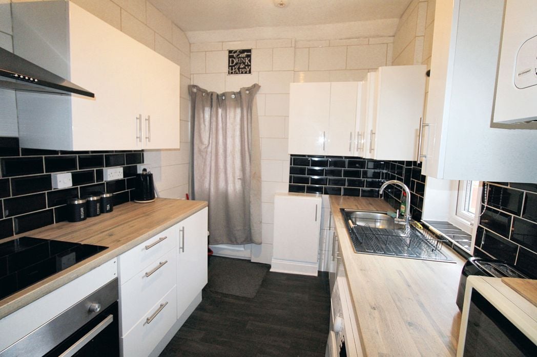 Property image 3 of 8