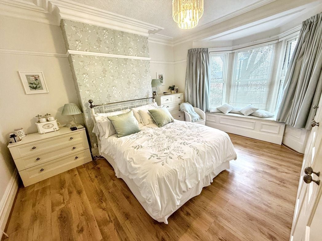 Property image 13 of 31