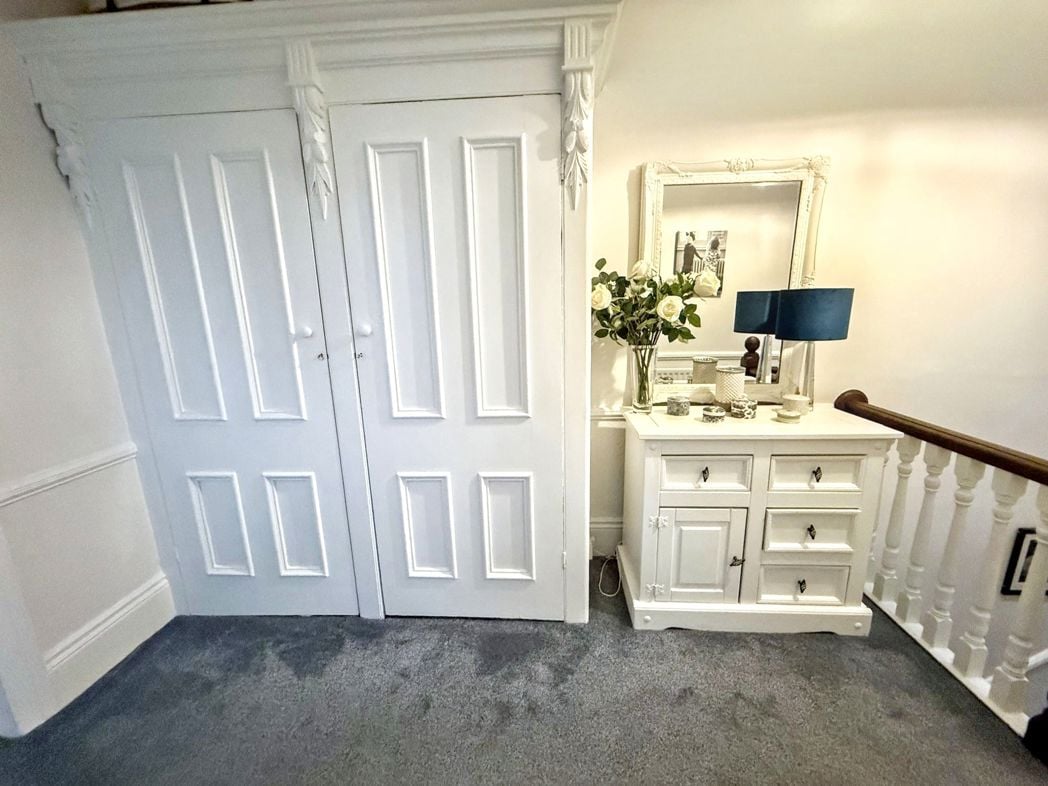 Property image 10 of 31