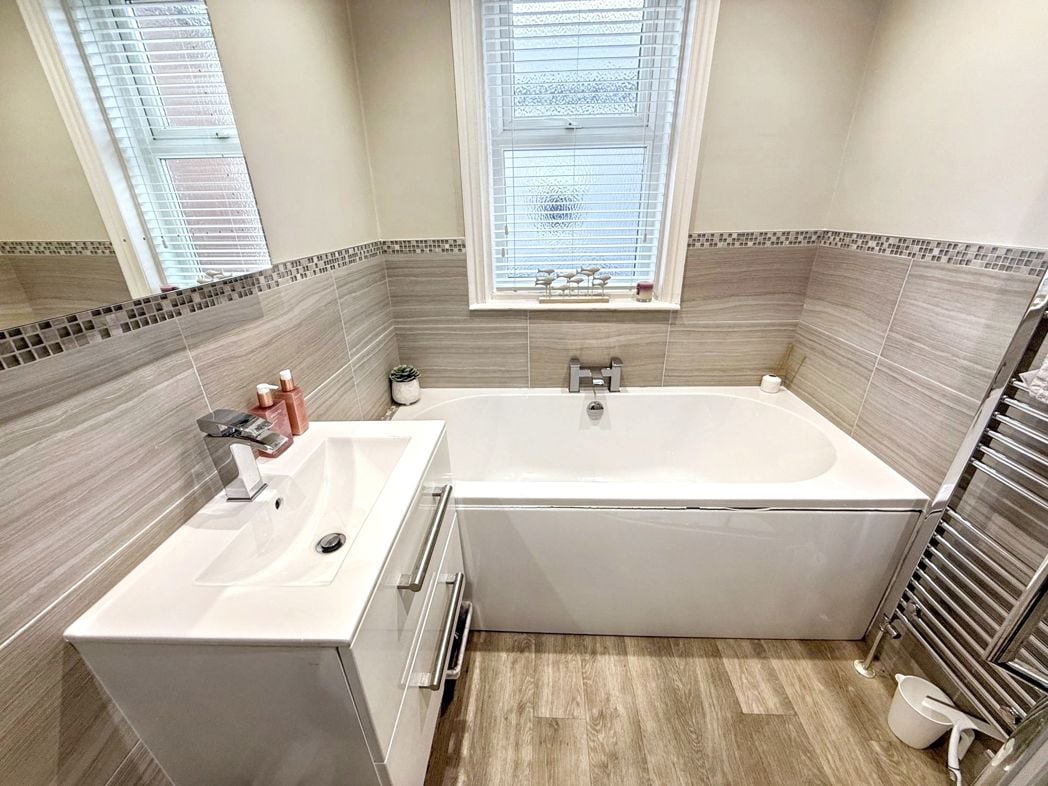 Property image 25 of 31