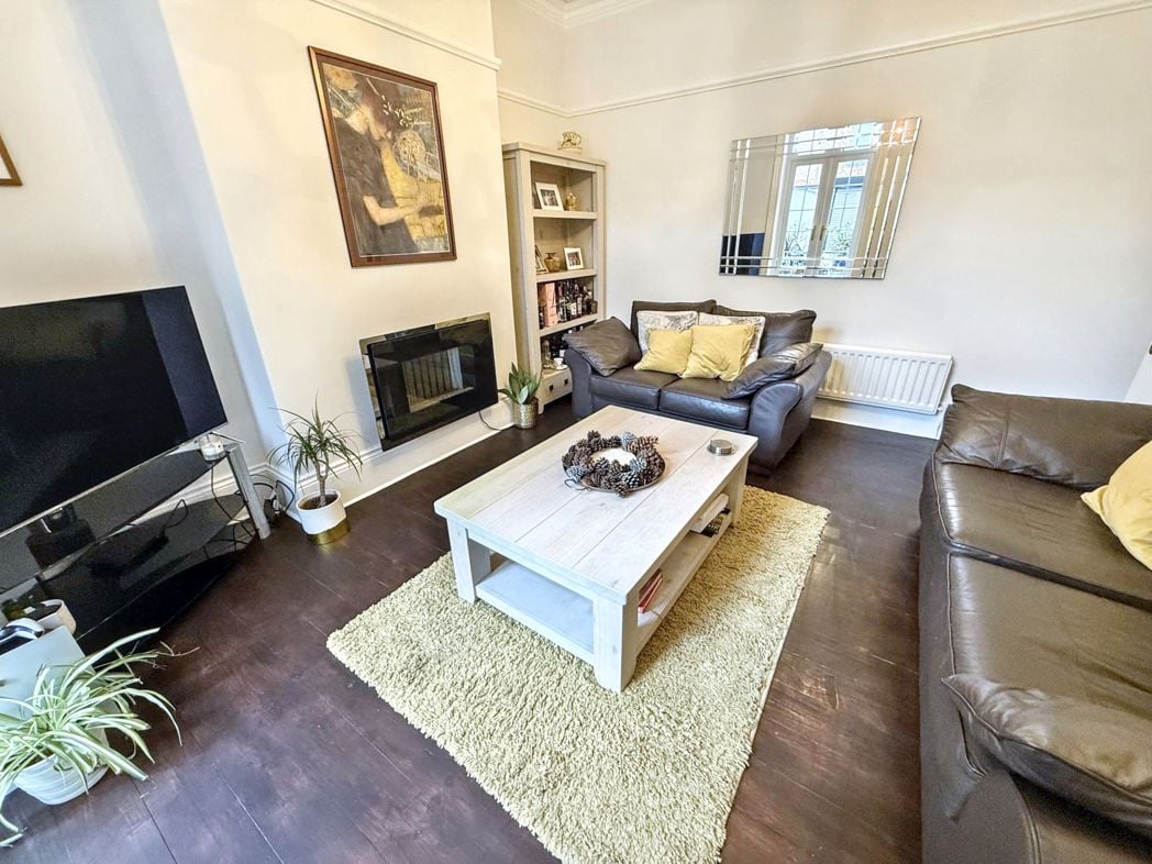 Property image 9 of 31