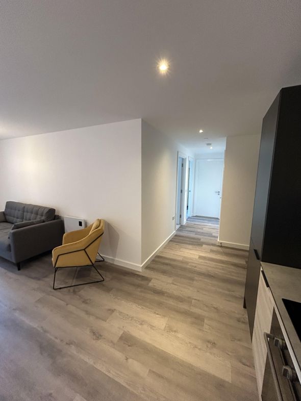 Property image 4 of 8