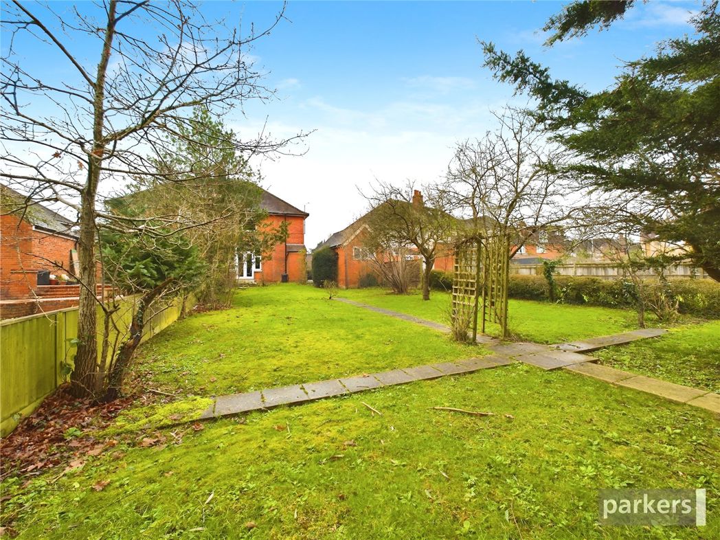 Property image 2 of 13