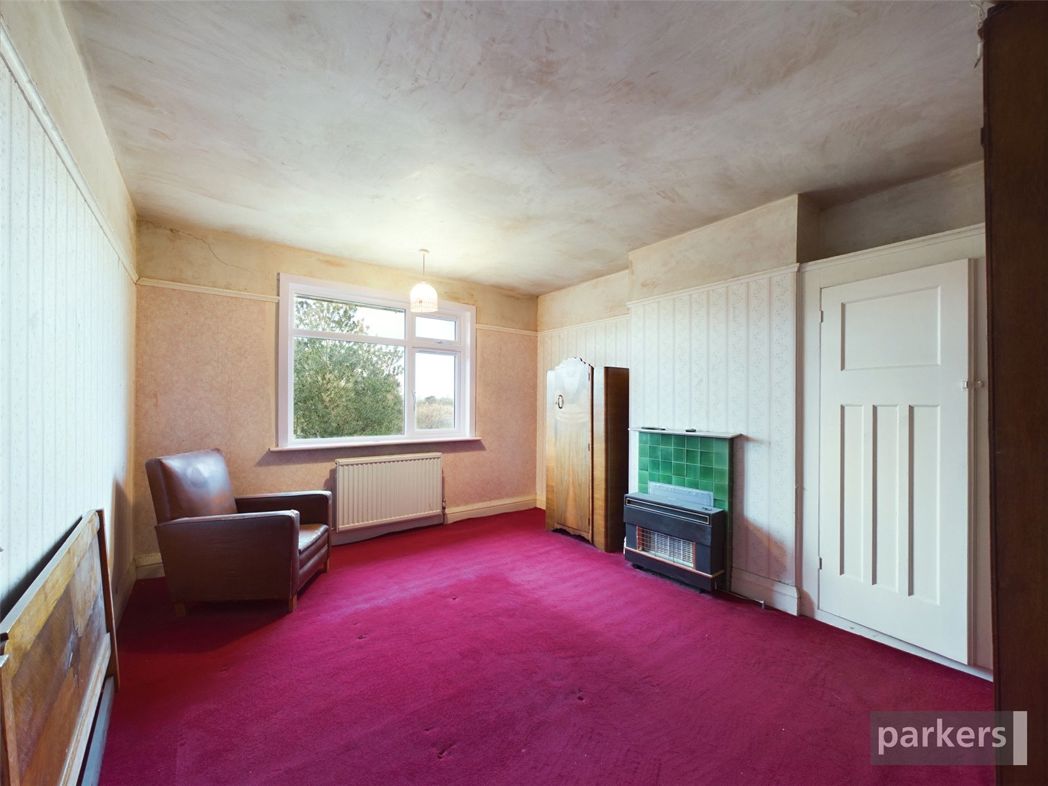 Property image 6 of 13