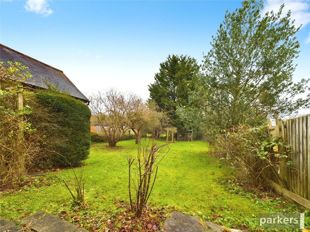 Property image 11 of 13