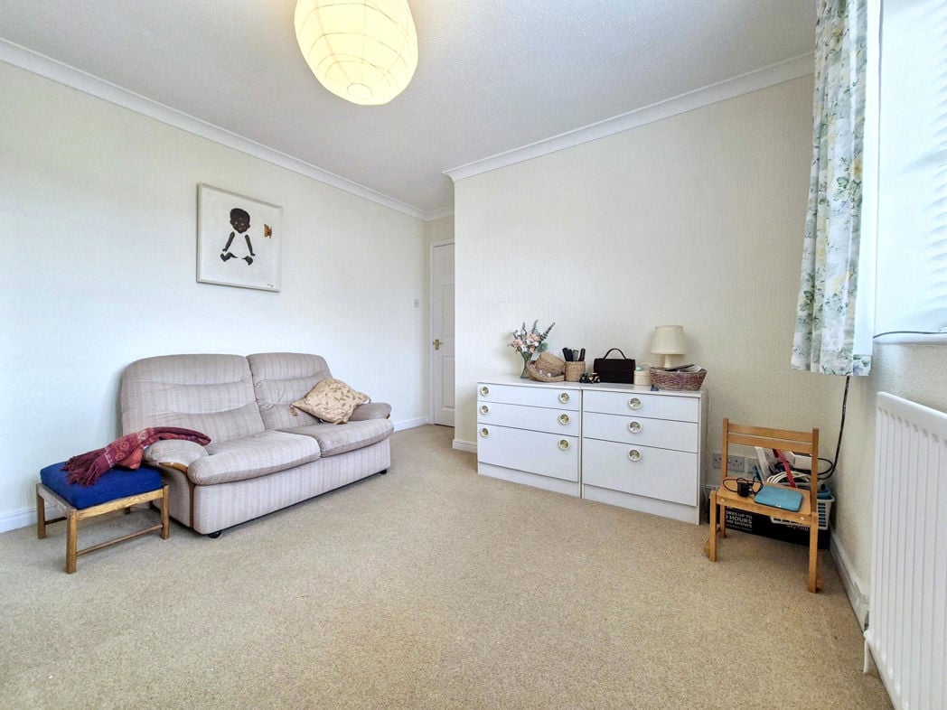 Property image 13 of 21