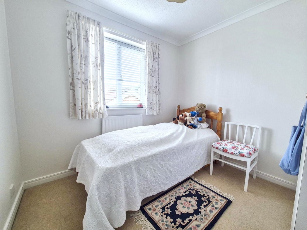 Property image 15 of 21
