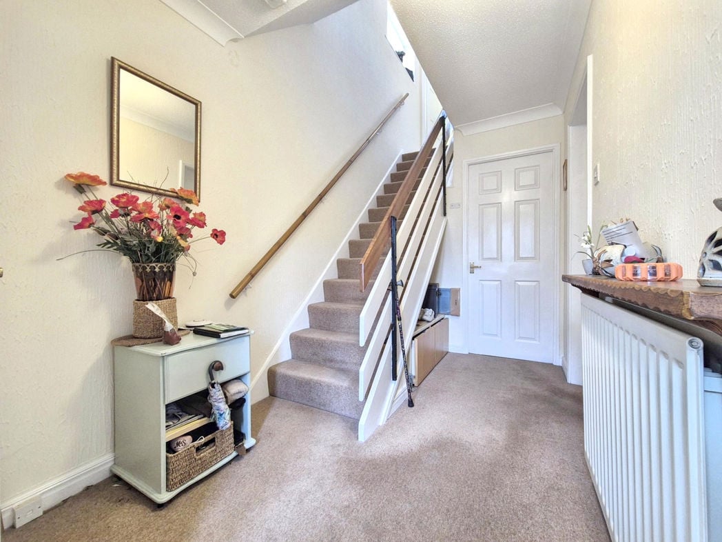 Property image 2 of 21