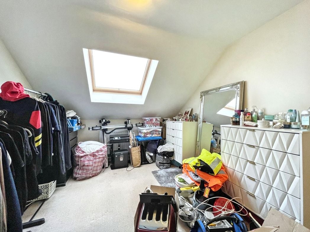 Property image 12 of 17
