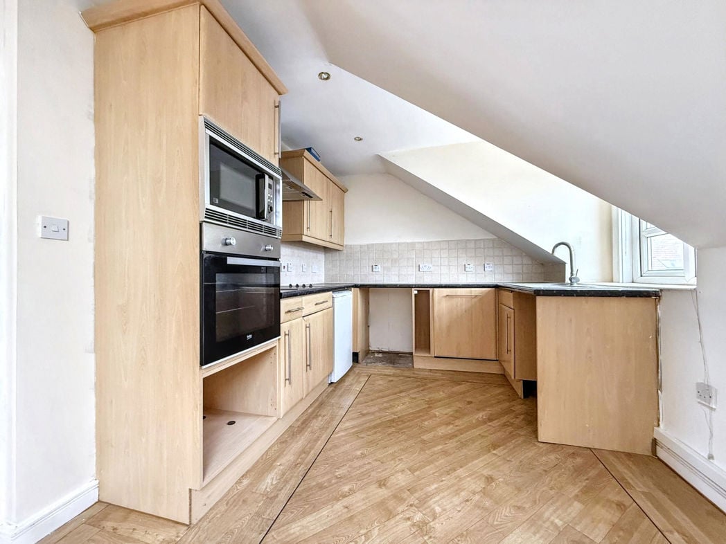 Property image 6 of 17