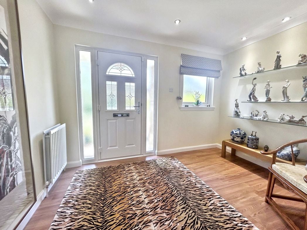 Property image 13 of 28