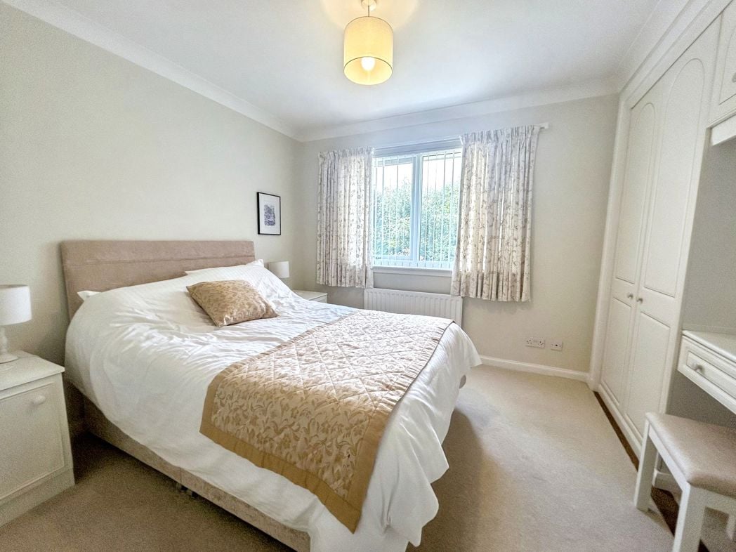 Property image 17 of 28