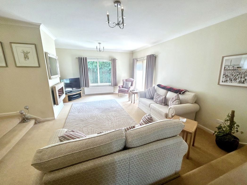 Property image 18 of 28