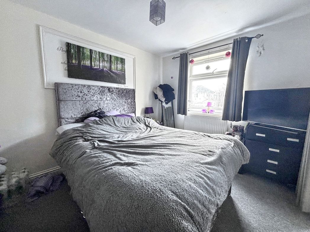 Property image 6 of 8