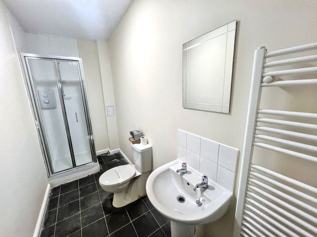 Property image 5 of 6