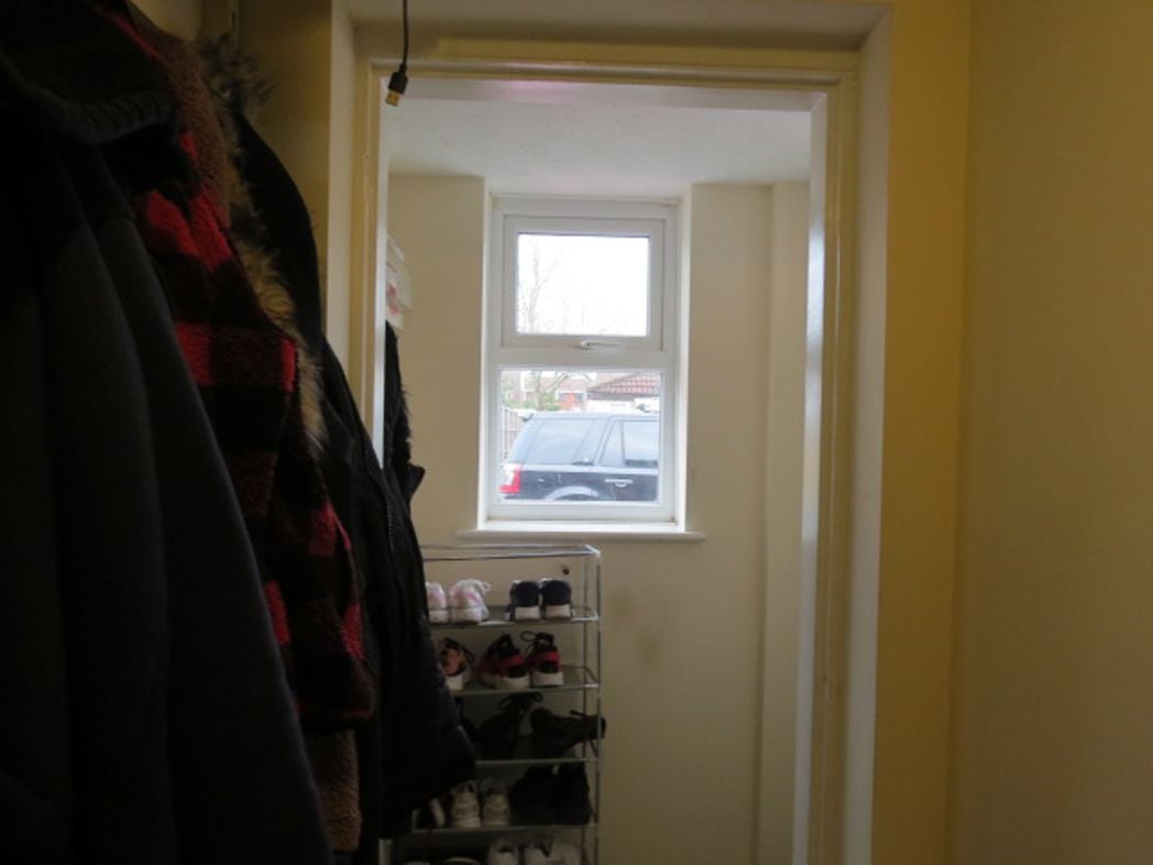 Property image 6 of 9