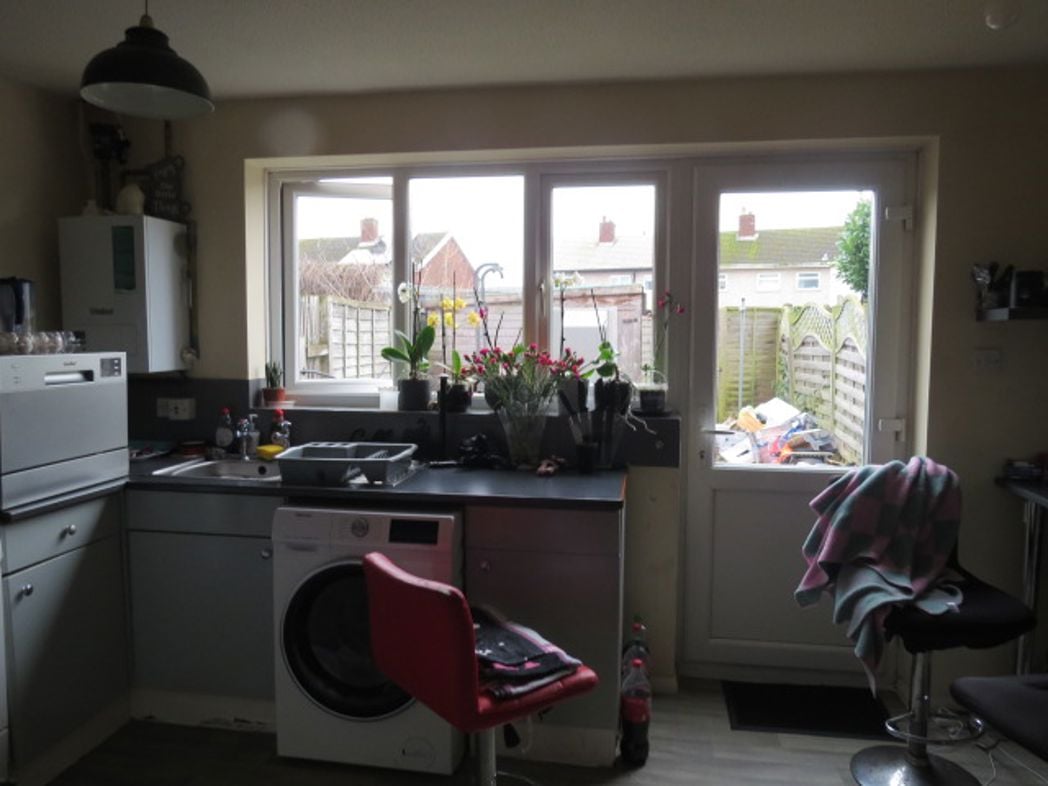 Property image 3 of 9