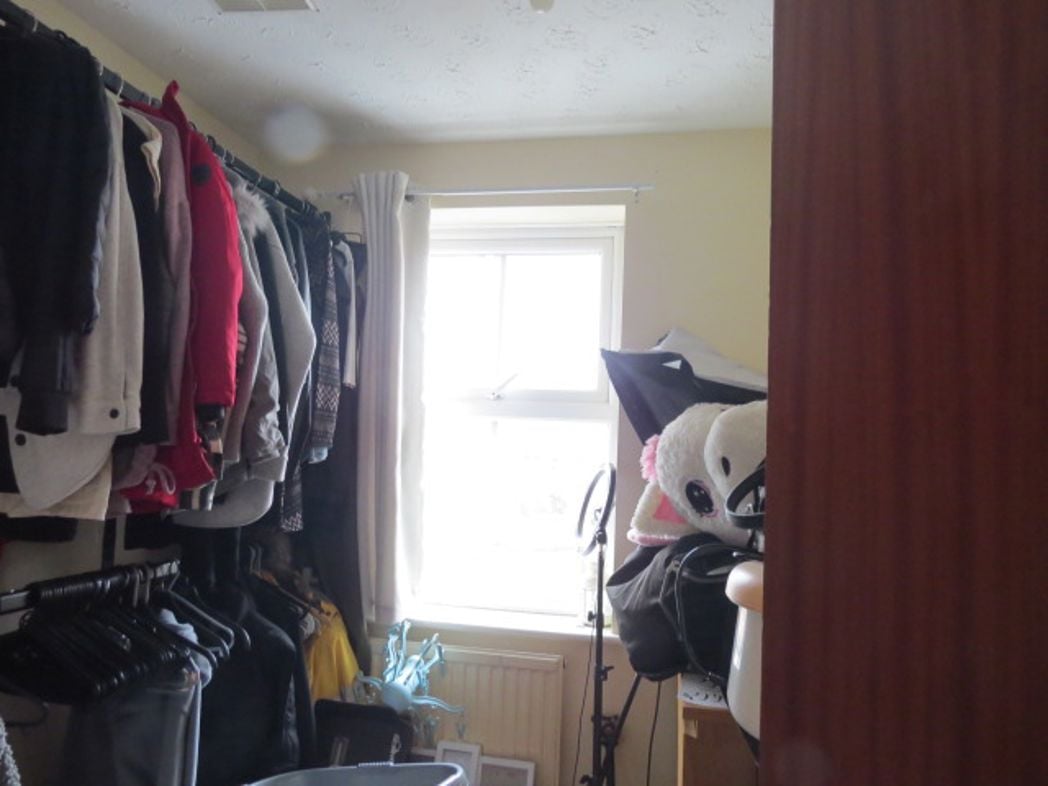 Property image 8 of 9